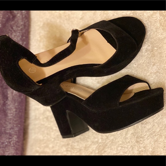 Shoes - (SOLD ON ANOTHER APP)Velvet chunky platform heels